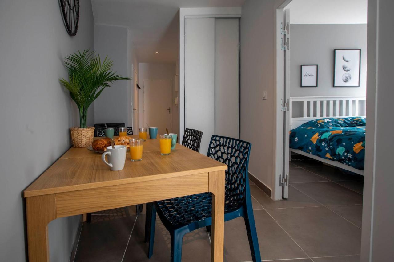 Loc Trotteur Le Graphite T2 Grand Confort Terrasse Lourdes Exterior foto